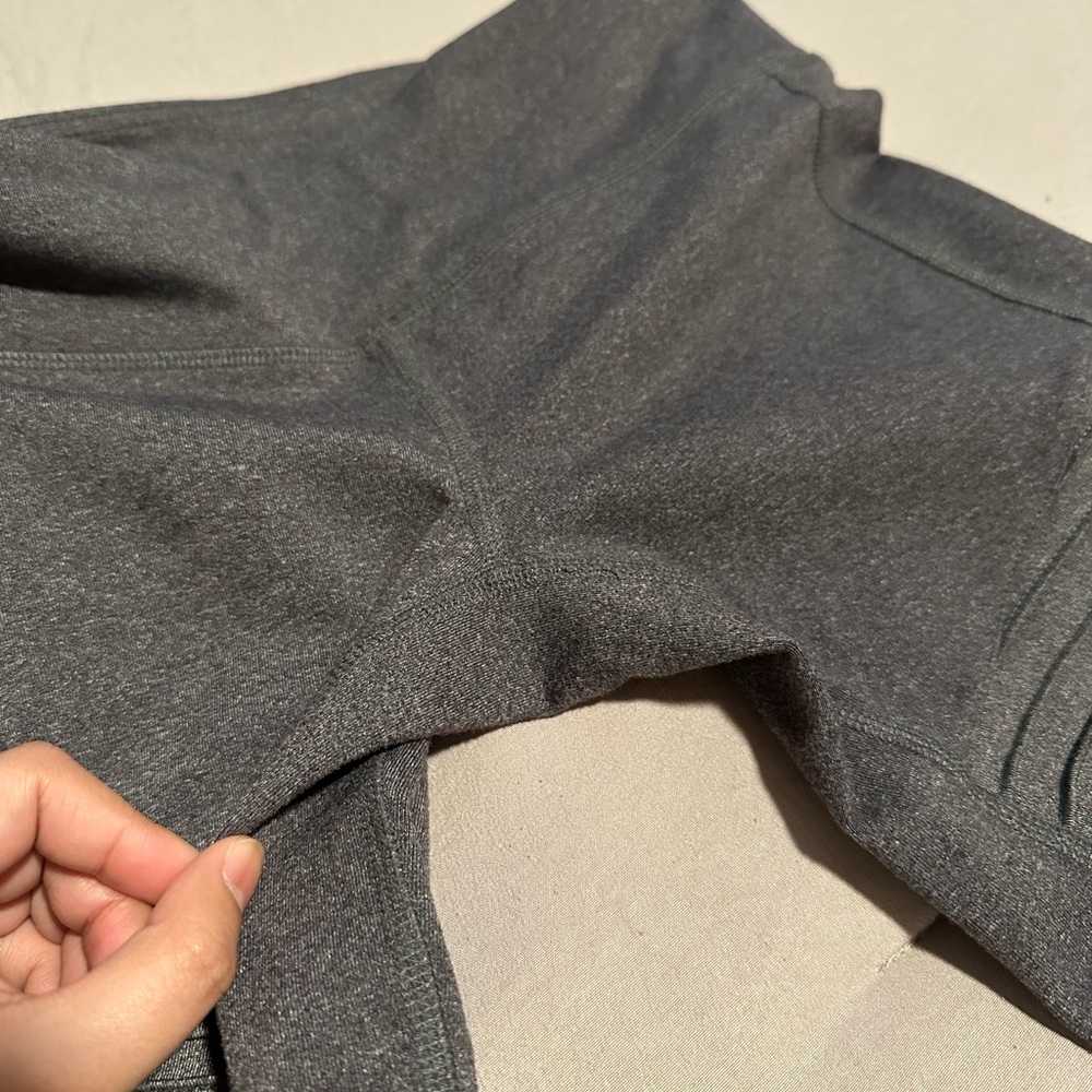 ALO Moto Leggings for Women Small Dark Gray - Picture 8 of 8